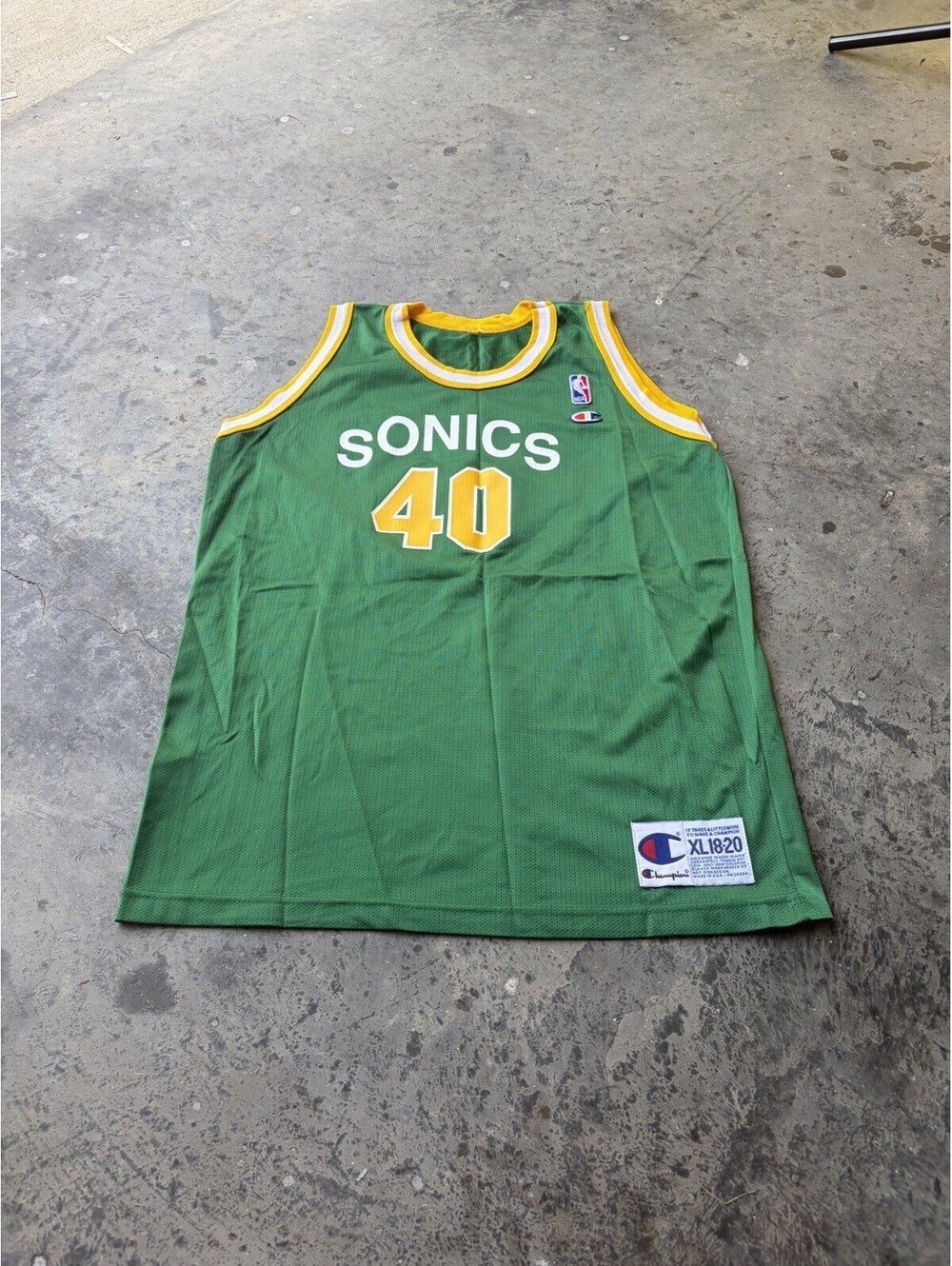 Vintage 90s Champion Shawn Kemp Seattle SuperSonics NBA Jersey Green Youth XL